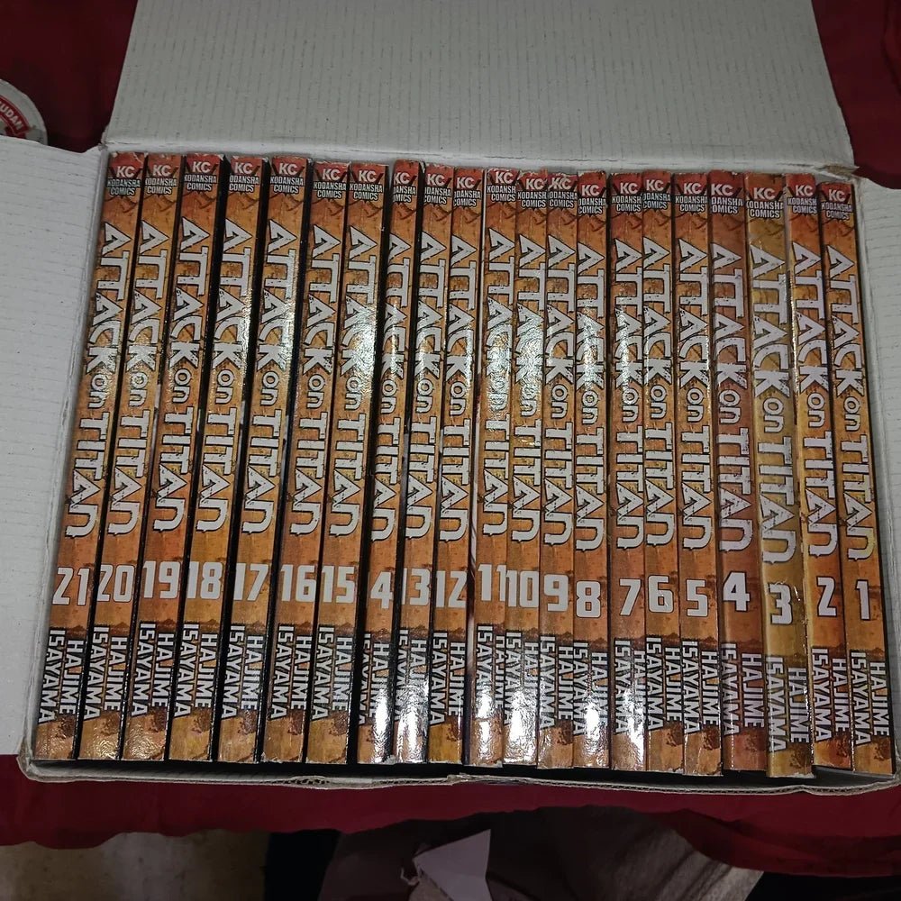 Attack On Titan Manga Box Set (Volume 1-21) 💥 With Bonus Manga Wall Framed Poster! - TAKURAI