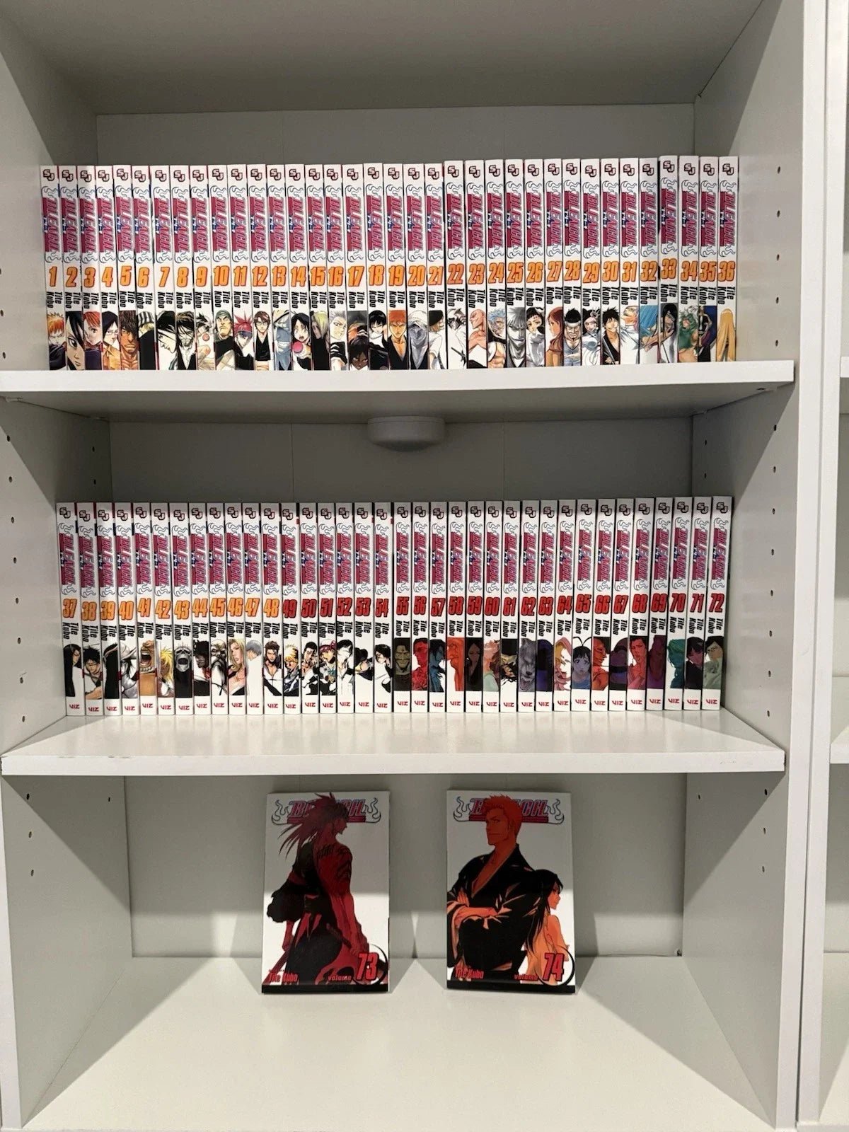 Bleach Manga by Tite Kubo Volumes 1-74 - Full/Loose Set Story in English from Viz Media 🎁 Freebie: A free Manga Wall Poster - TAKURAI