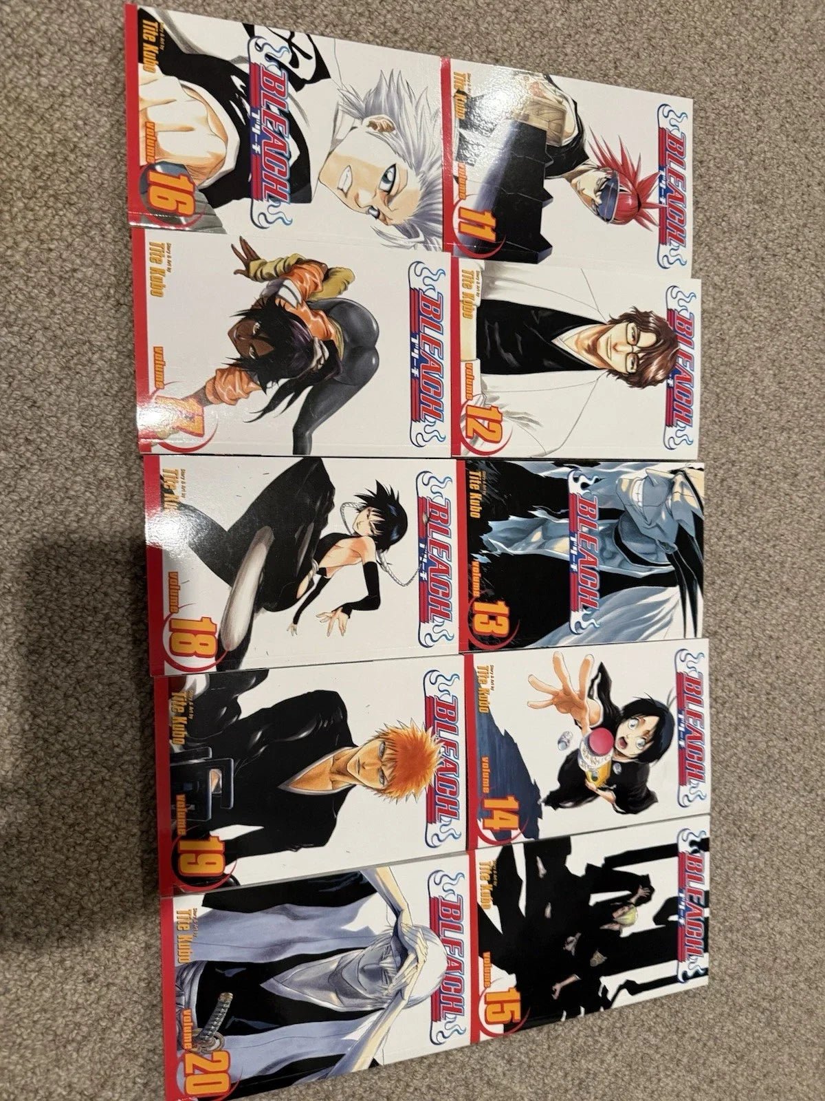 Bleach Manga by Tite Kubo Volumes 1-74 - Full/Loose Set Story in English from Viz Media 🎁 Freebie: A free Manga Wall Poster - TAKURAI